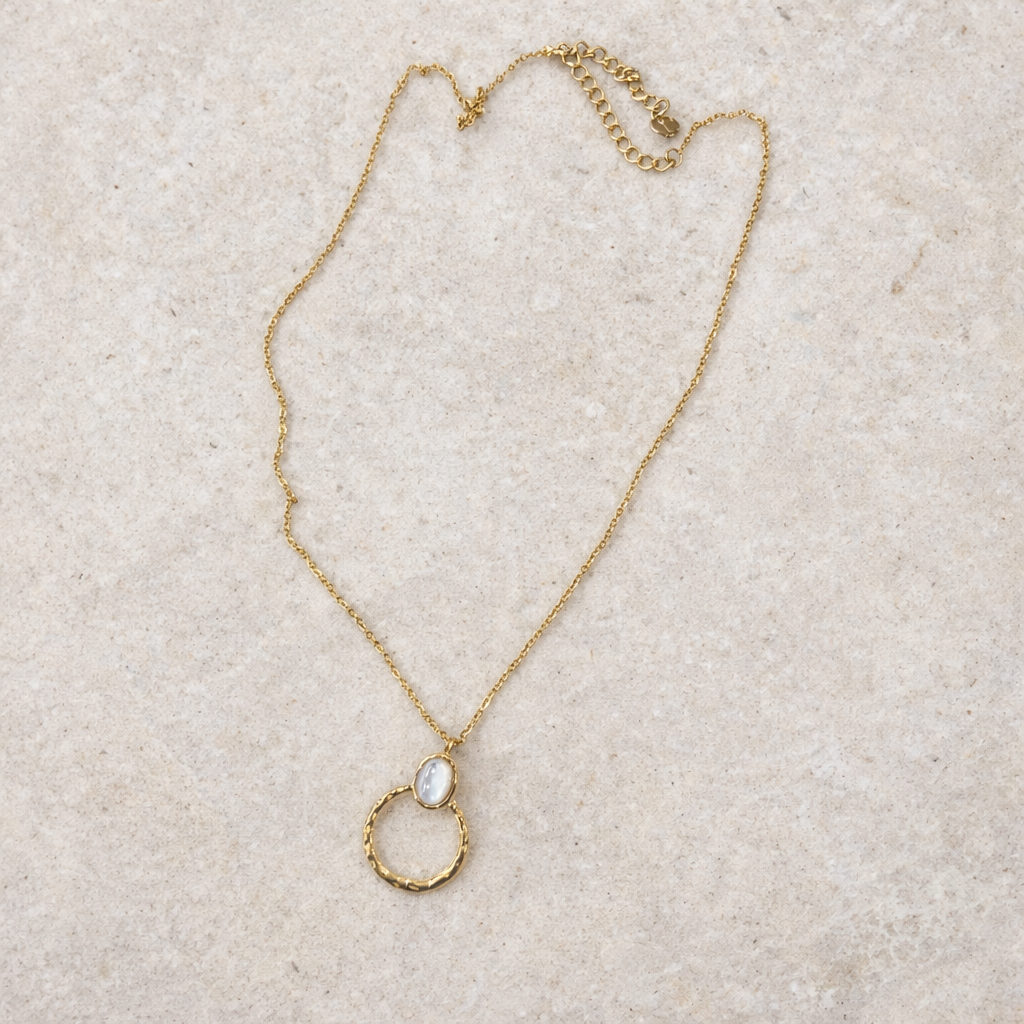 Collier anneau et nacre
