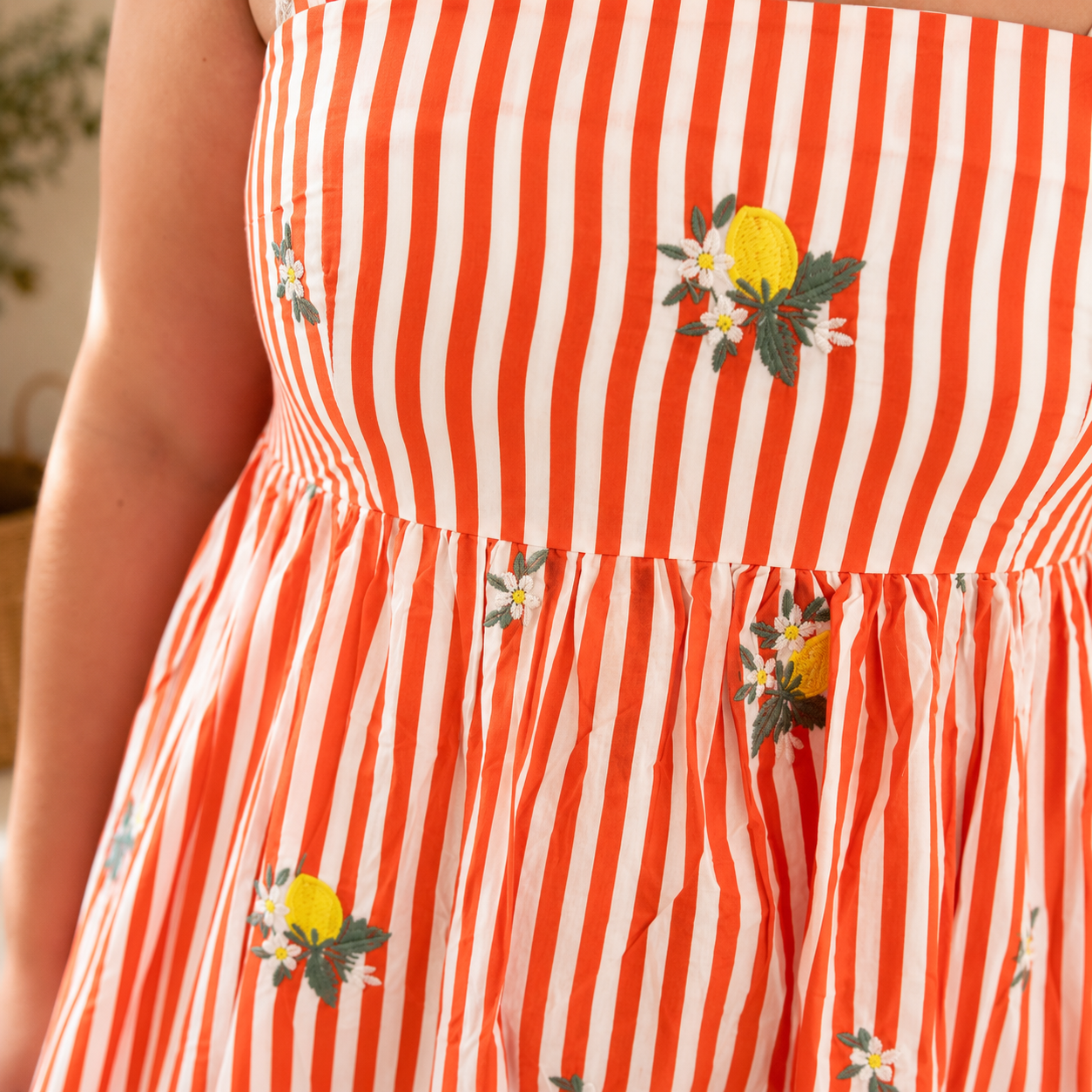 Robe Marjorie