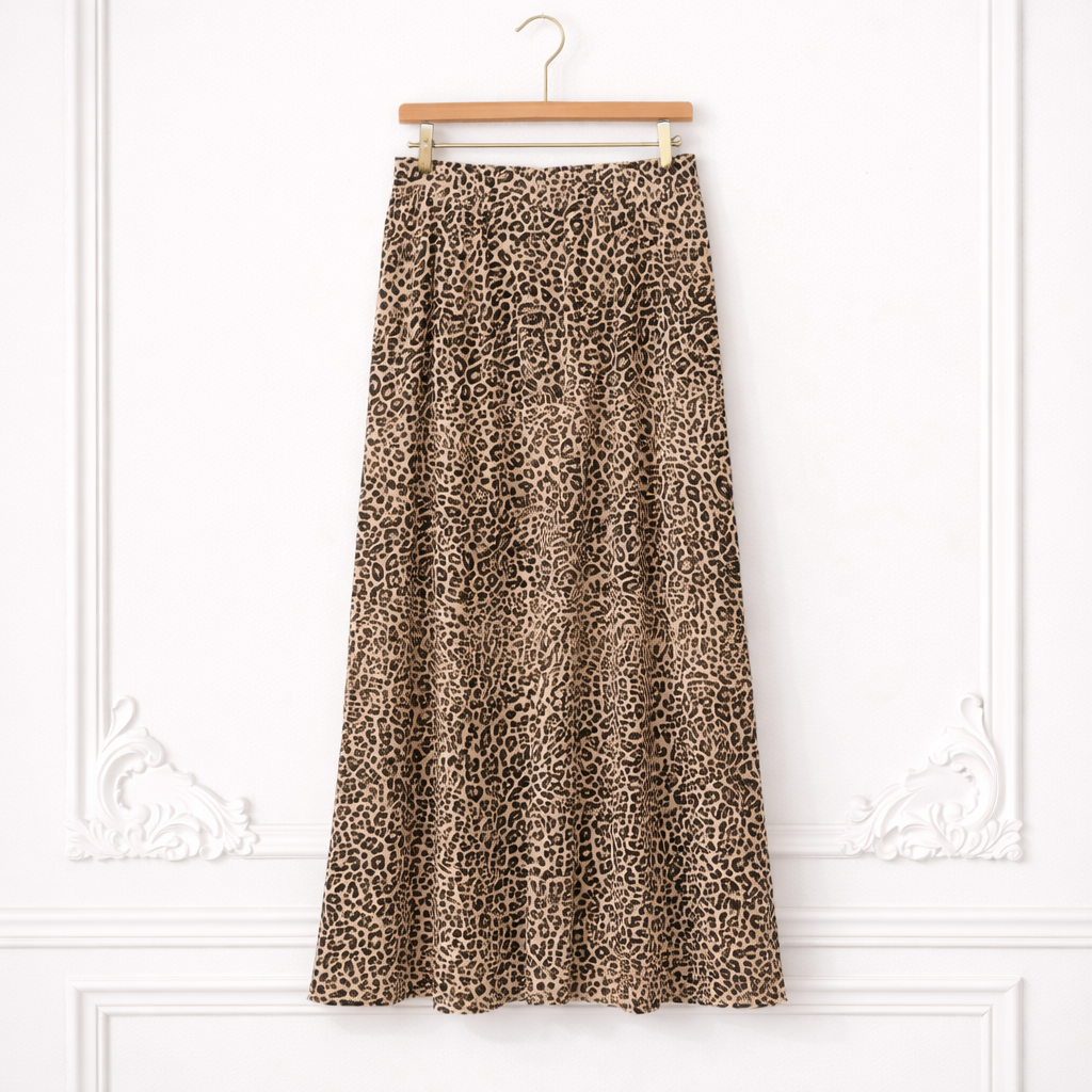 Selection de vêtements femme grande taille du 44 au 50 disponible à l'atelier n°1, boutique de prêt à porter et accessoires à saint Quentin