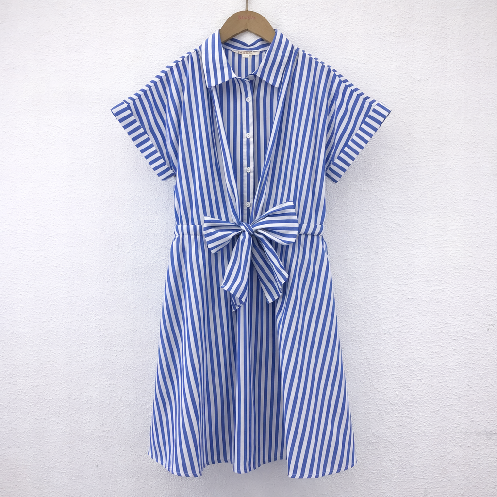 Selection de vêtements femme grande taille du 44 au 50 disponible à l'atelier n°1, boutique de prêt à porter et accessoires à saint Quentin