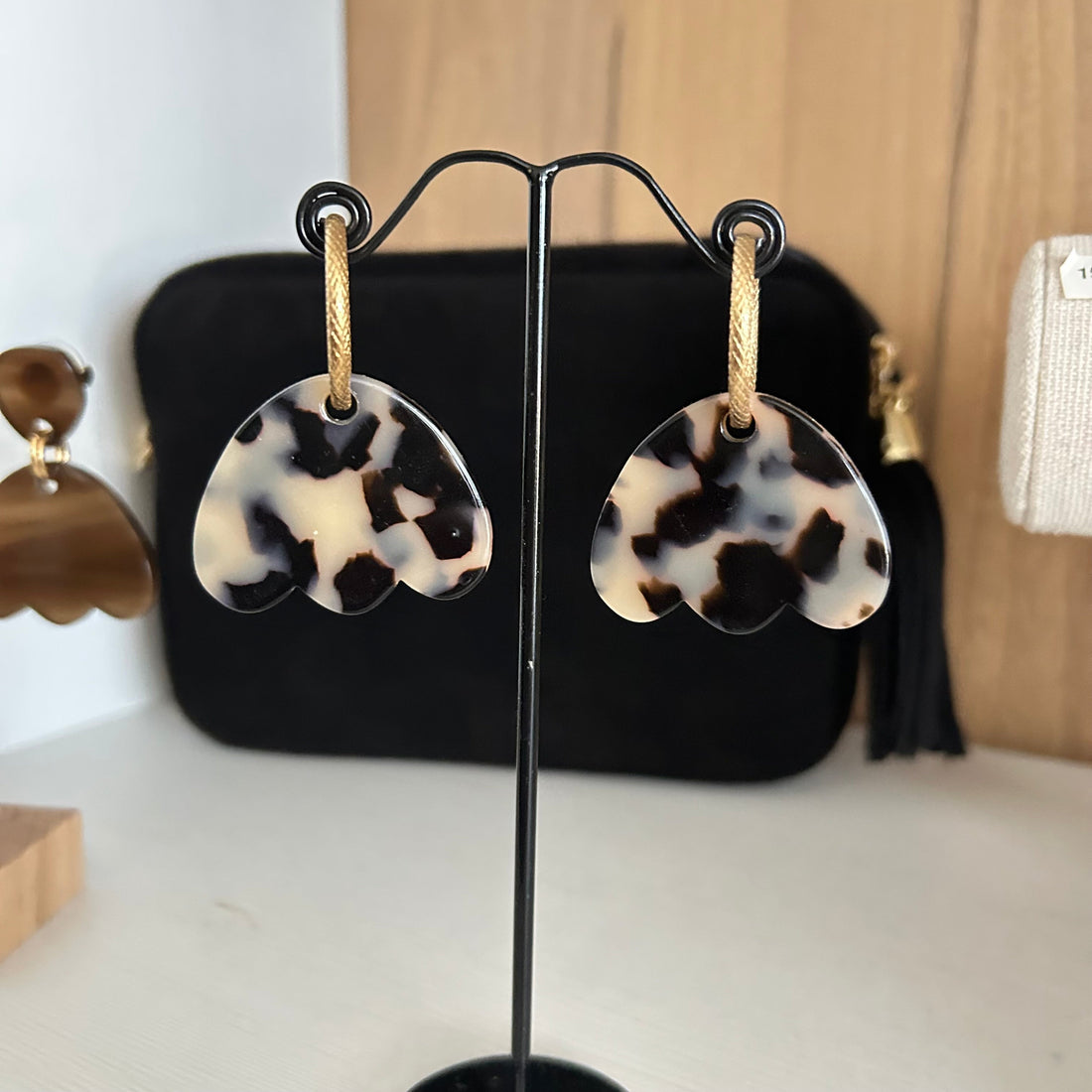 Boucles d'oreilles artisanales en écaille