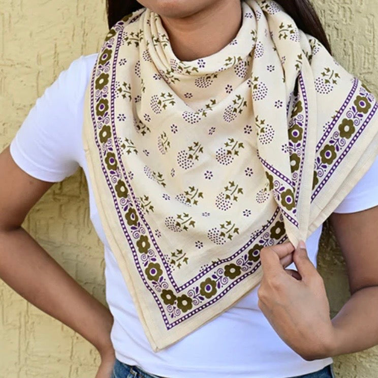 Grand foulard Anastasia beige