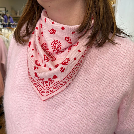 Bandana Rosie