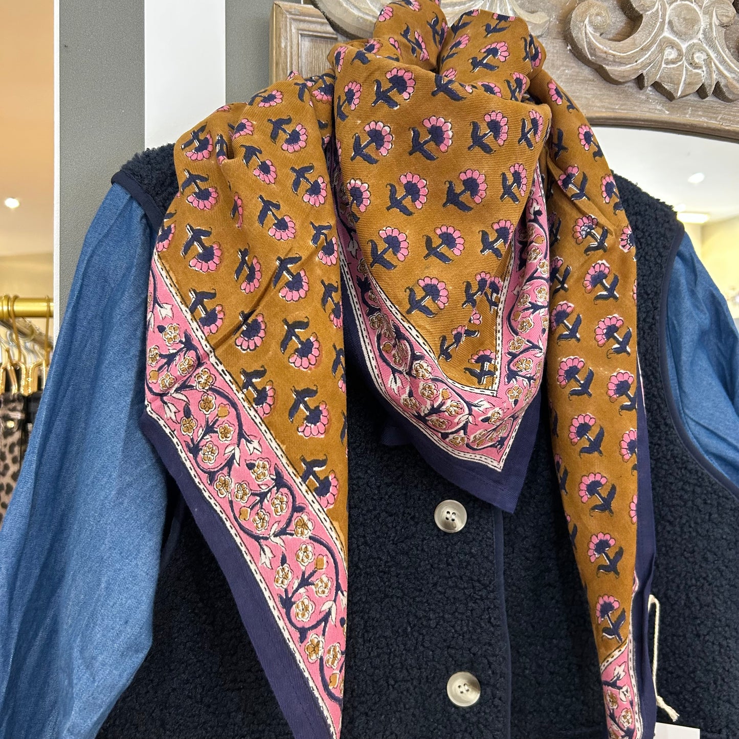 Grand foulard Solene Camel