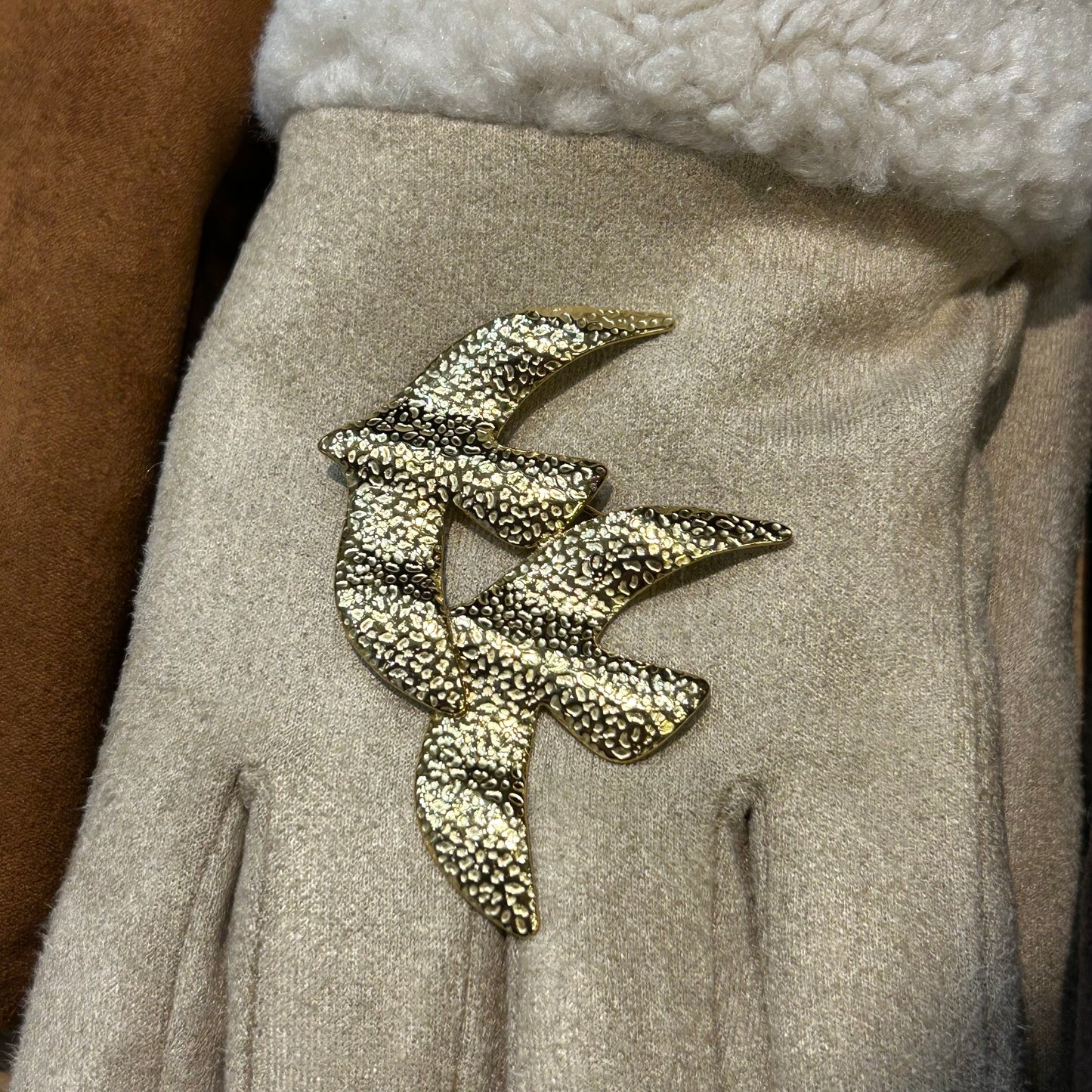 Broche