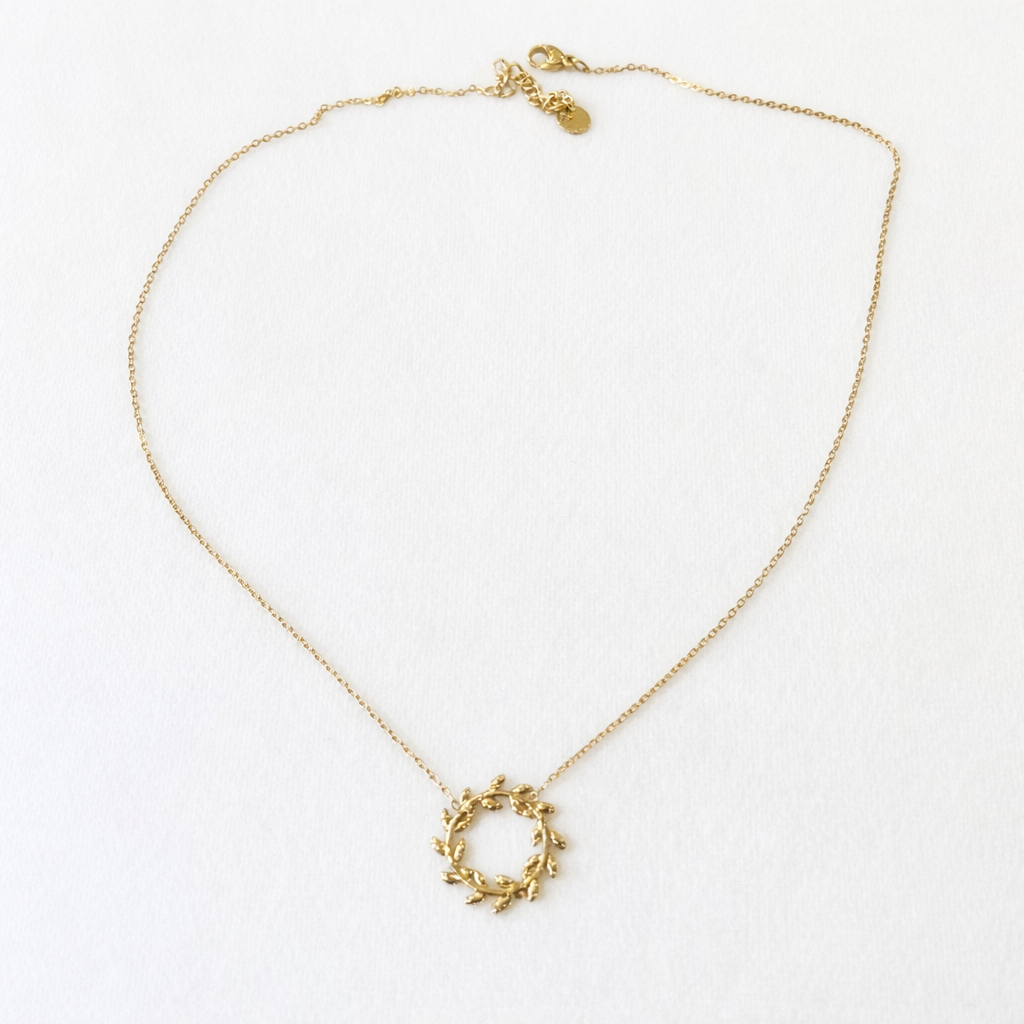 Collier couronne