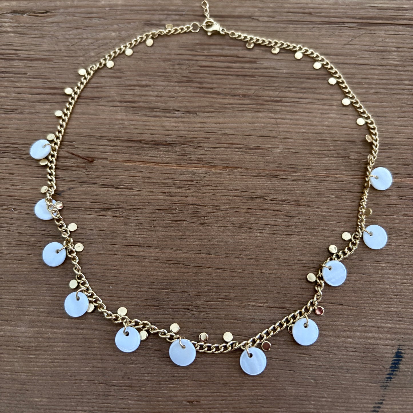 Collier pampilles nacre