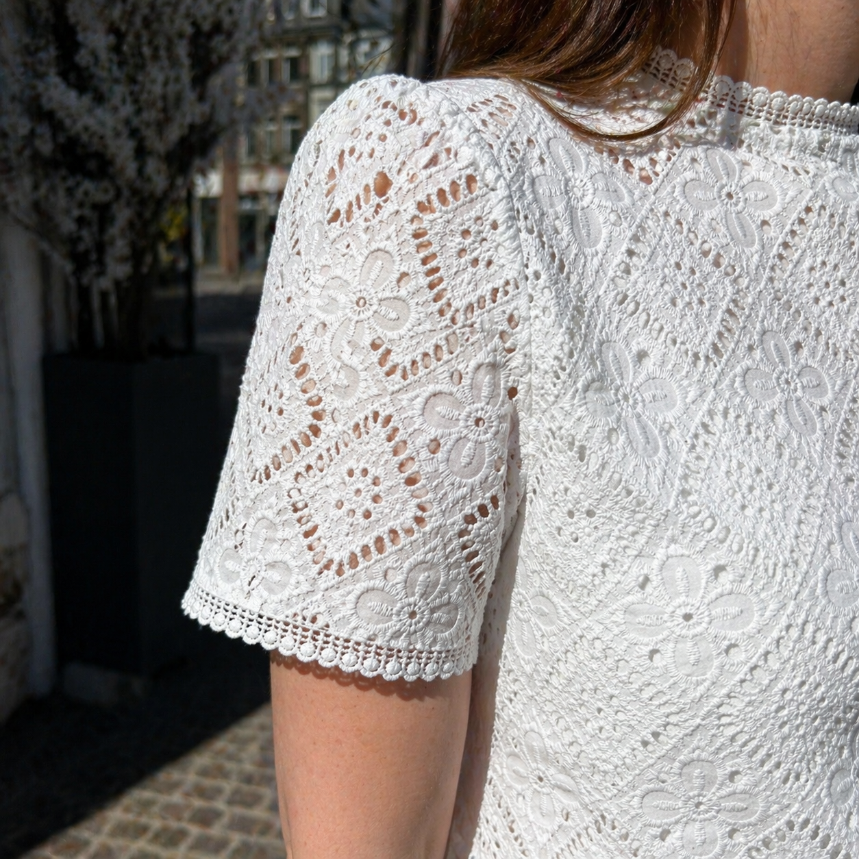 vêtement femme tendance du 34 au 42 disponible à l'atelier n°1, boutique de prêt à porter et accessoires à saint Quentin 