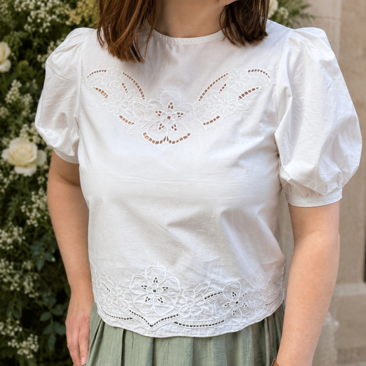 Selection de vêtements femme grande taille du 34 au 42 disponible à l'atelier n°1, boutique de prêt à porter et accessoires à saint Quentin 