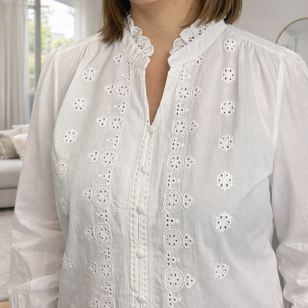 vêtement femme tendance du 44 au 50 disponible à l'atelier n°1, boutique de prêt à porter et accessoires à saint Quentin 