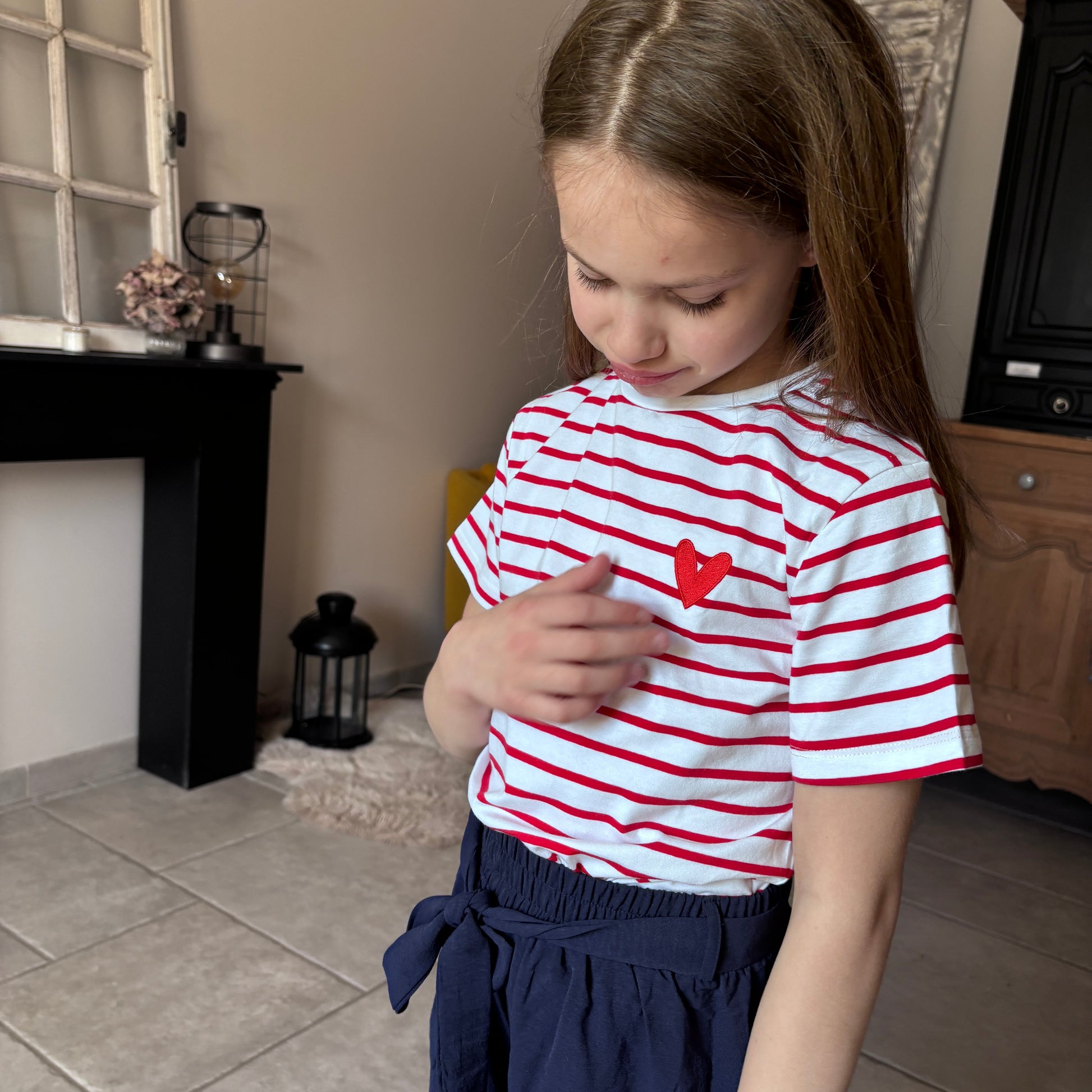 vêtement enfant tendance du 2 au 12 ans disponible à l'atelier n°1, boutique de prêt à porter et accessoires à saint Quentin 