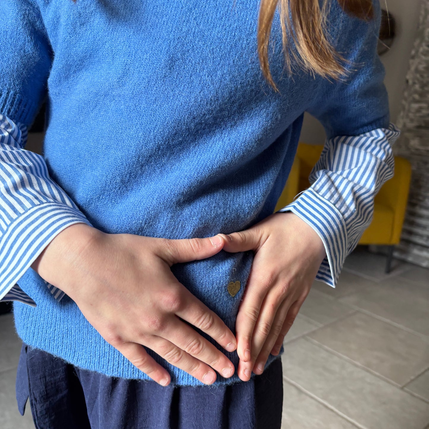 vêtement enfant tendance du 2 au 12 ans disponible à l'atelier n°1, boutique de prêt à porter et accessoires à saint Quentin 