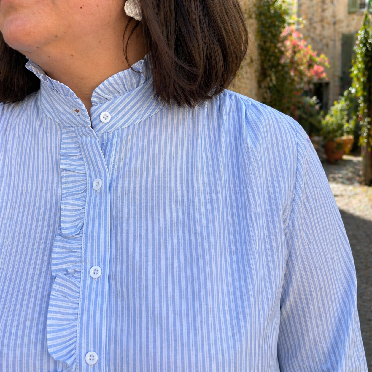 Selection de vêtements femme grande taille du 44 au 50 disponible à l'atelier n°1, boutique de prêt à porter et accessoires à saint Quentin 