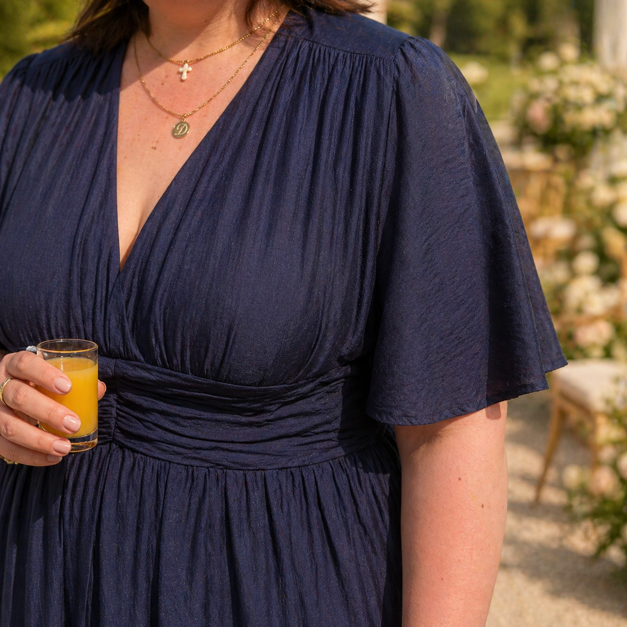 Selection de vêtements femme grande taille du 44 au 50 disponible à l'atelier n°1, boutique de prêt à porter et accessoires à saint Quentin 