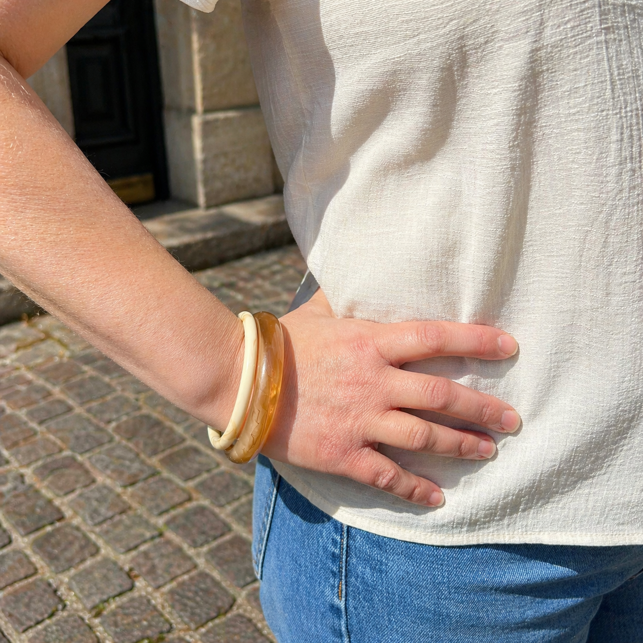 vêtement femme tendance du 34 au 42 disponible à l'atelier n°1, boutique de prêt à porter et accessoires à saint Quentin 