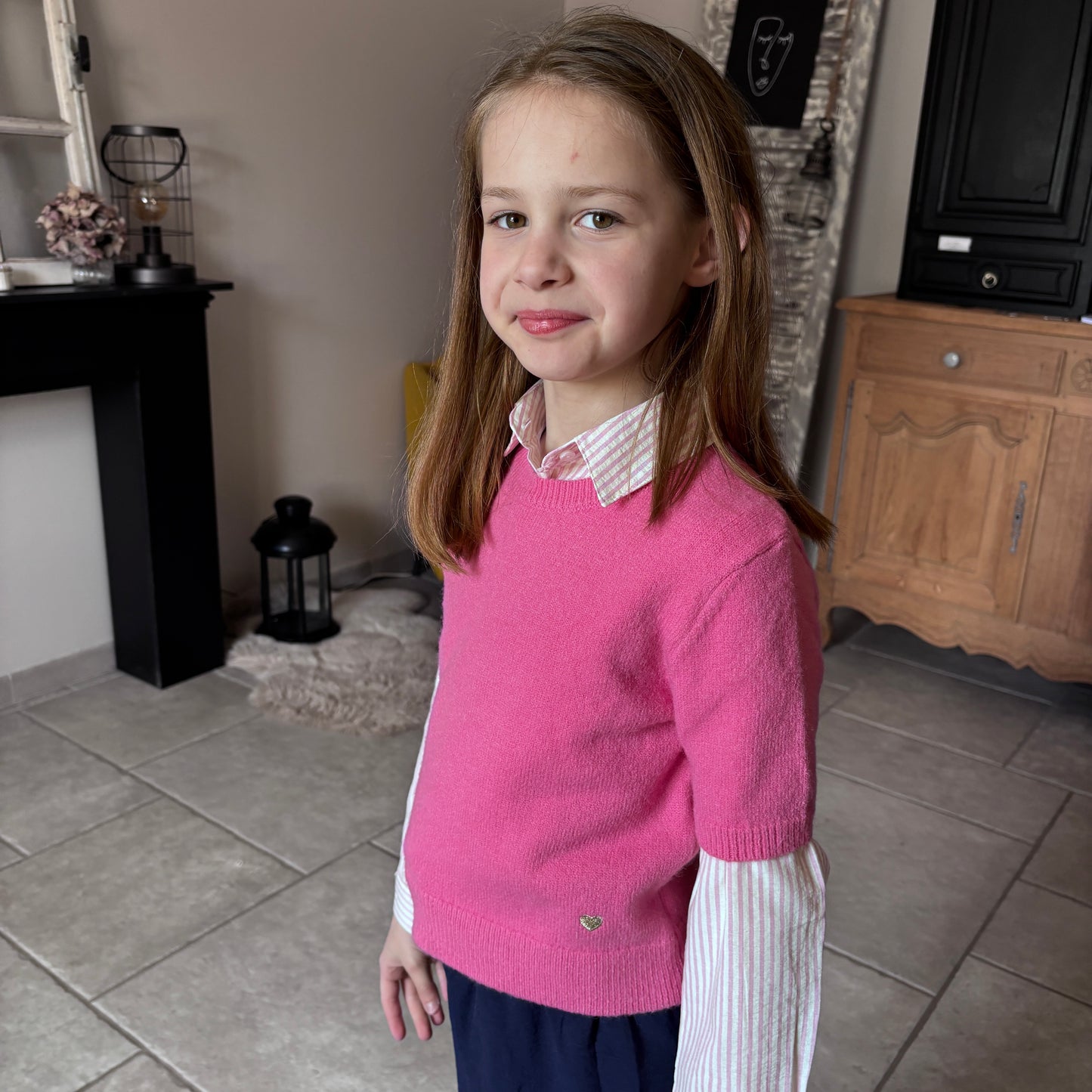 vêtement enfant tendance du 2 au 12 ans disponible à l'atelier n°1, boutique de prêt à porter et accessoires à saint Quentin 