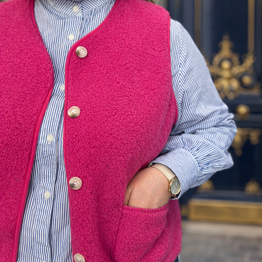 Selection de vêtements femme grande taille du 44 au 50 disponible à l'atelier n°1, boutique de prêt à porter et accessoires à saint Quentin 
