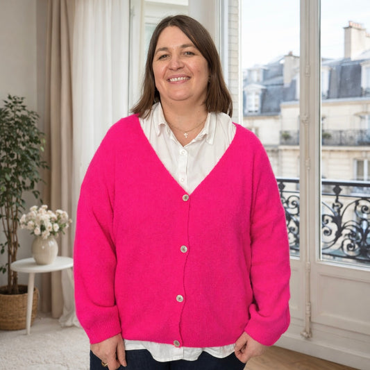 Selection de vêtements femme grande taille du 44 au 50 disponible à l'atelier n°1, boutique de prêt à porter et accessoires à saint Quentin 