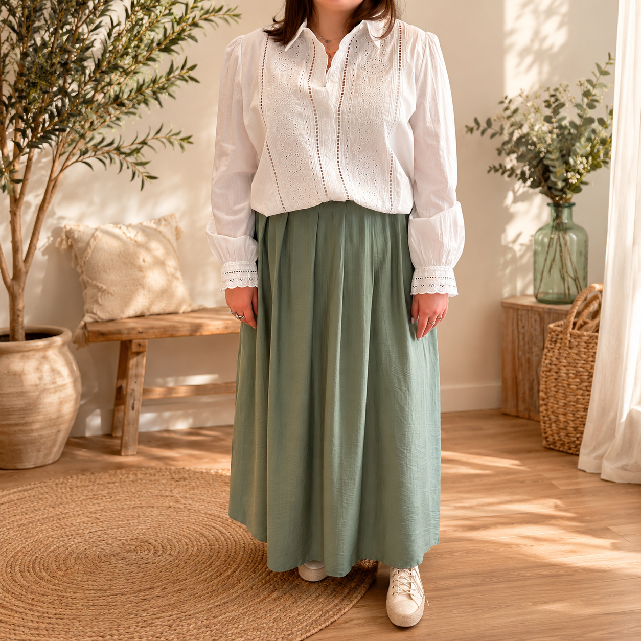 Selection de vêtements femme grande taille du 44 au 50 disponible à l'atelier n°1, boutique de prêt à porter et accessoires à saint Quentin 
