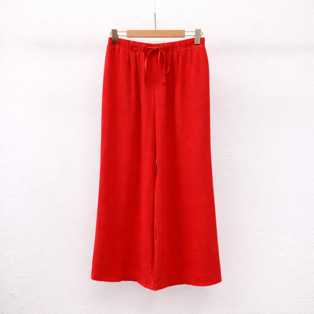 vêtement femme tendance du 44 au 50 disponible à l'atelier n°1, boutique de prêt à porter et accessoires à saint Quentin 
