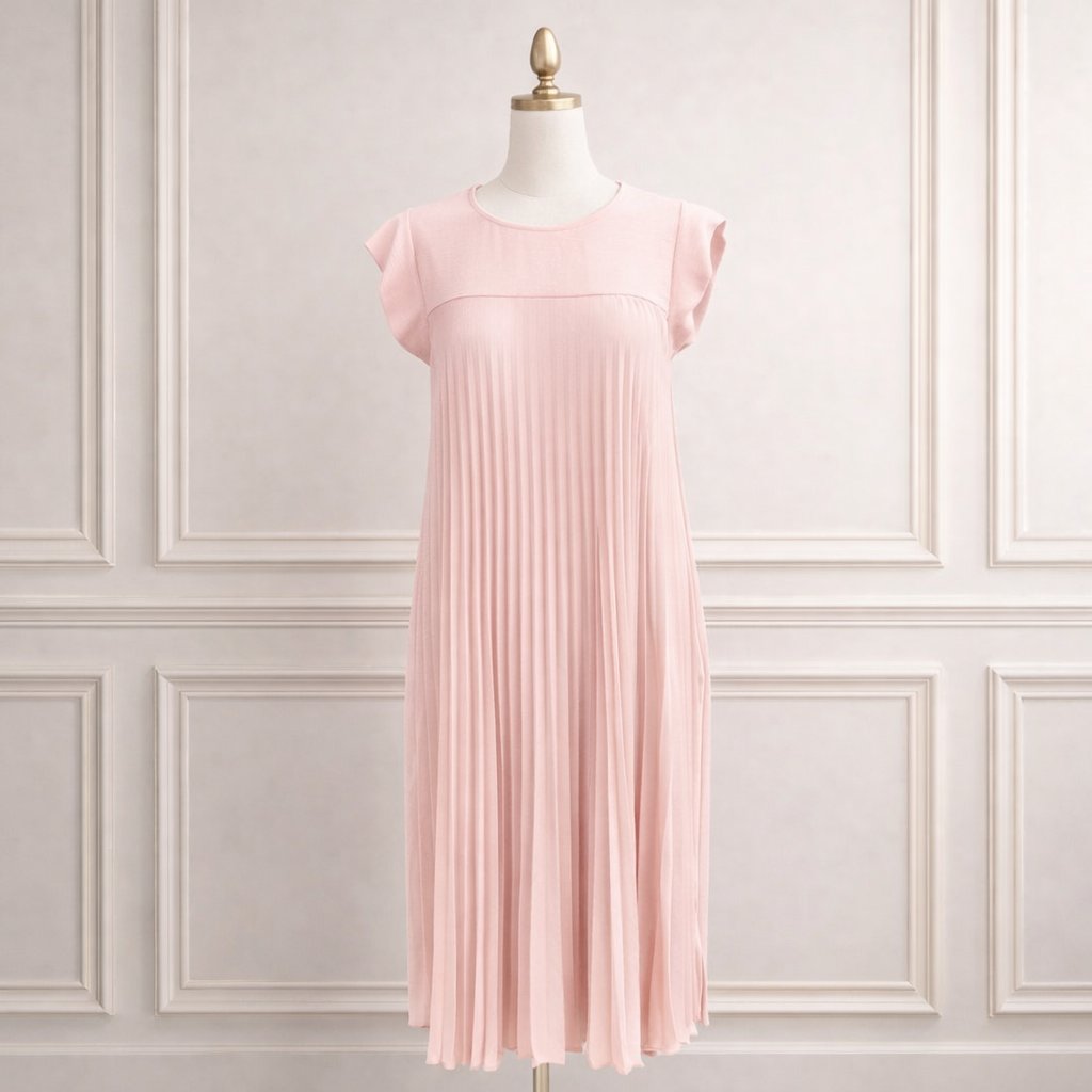 Selection de vêtements femme grande taille du 44 au 50 disponible à l'atelier n°1, boutique de prêt à porter et accessoires à saint Quentin 