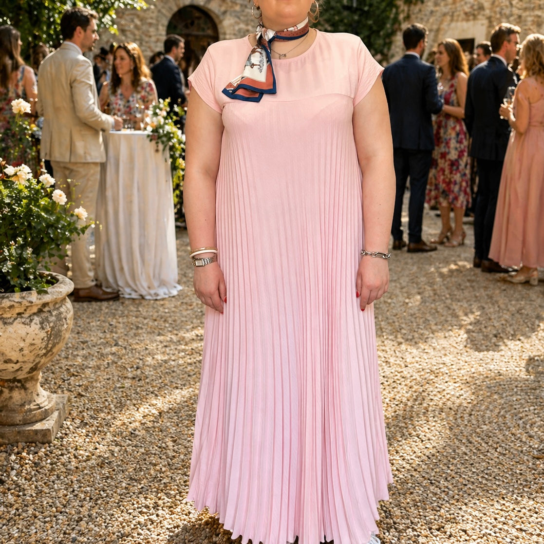 Selection de vêtements femme grande taille du 44 au 50 disponible à l'atelier n°1, boutique de prêt à porter et accessoires à saint Quentin 