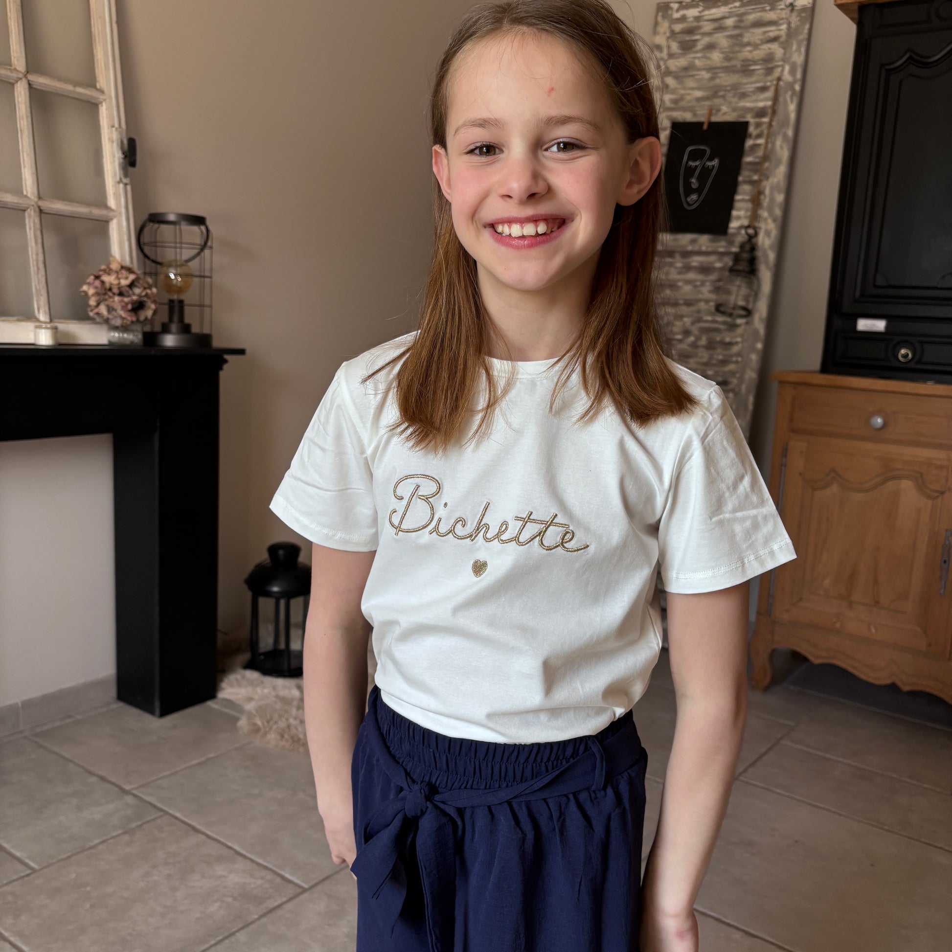 vêtement enfant tendance du 2 au 12 ans disponible à l'atelier n°1, boutique de prêt à porter et accessoires à saint Quentin 