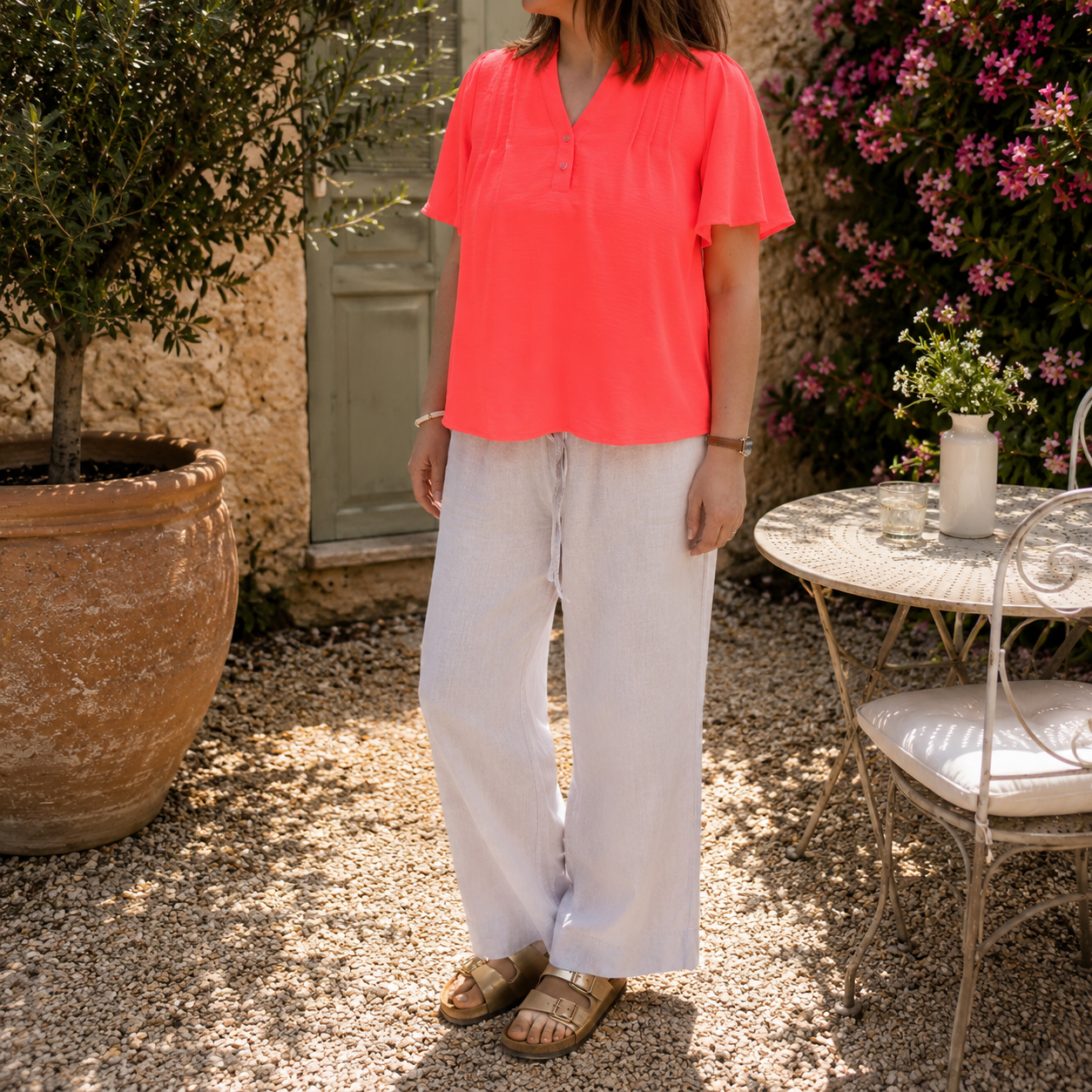 Selection de vêtements femme grande taille du 34 au 42 disponible à l'atelier n°1, boutique de prêt à porter et accessoires à saint Quentin 